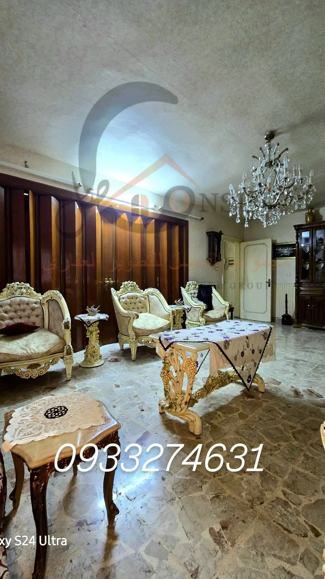 card-img